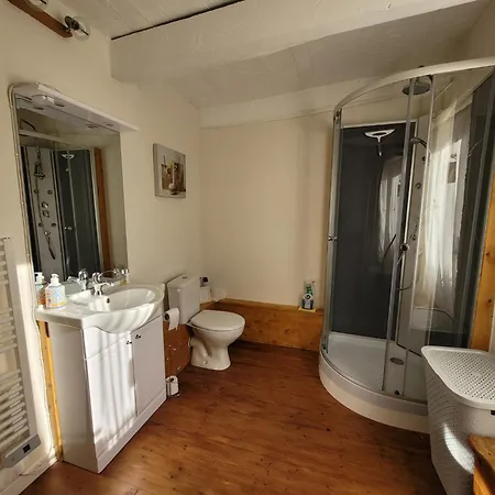 Les Audrain Holiday home